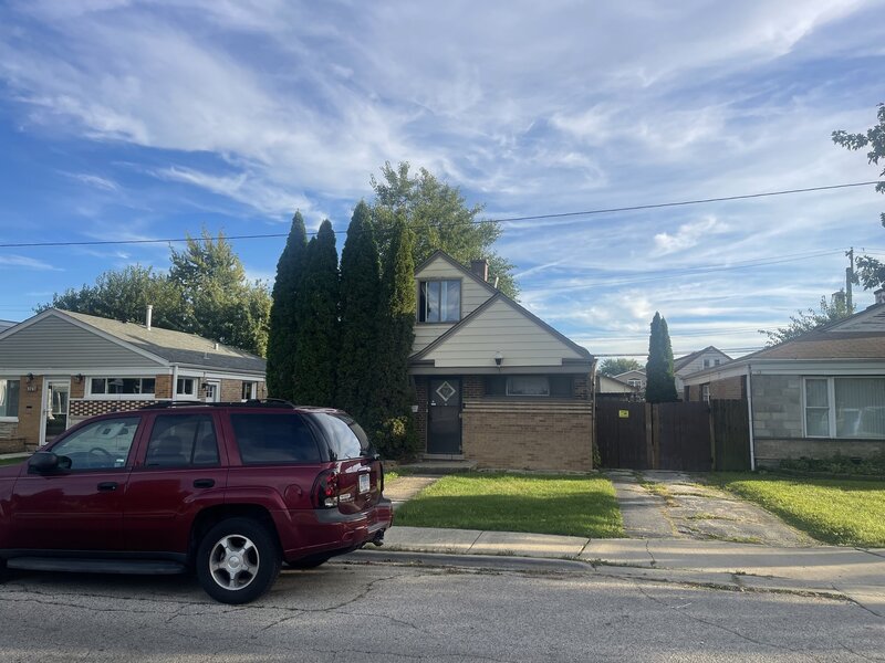 3771 W Pippin Street Chicago IL 60652