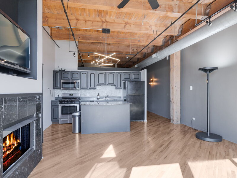 1250 W Van Buren Street Chicago IL 60607