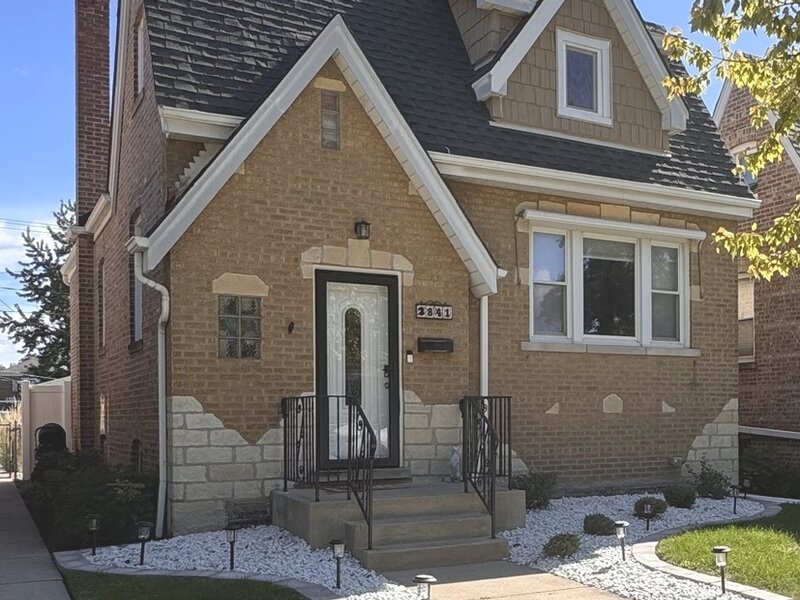 3841 Home Avenue Berwyn IL 60402