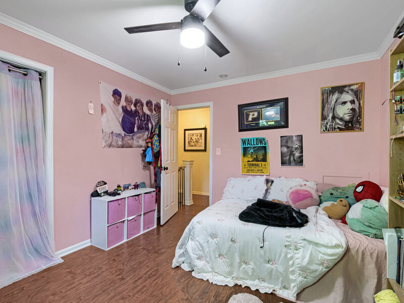 1410 W Sherwin Avenue Chicago IL 60626
