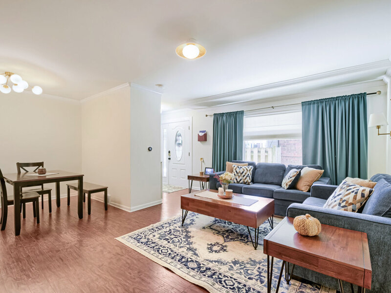 1410 W Sherwin Avenue Chicago IL 60626