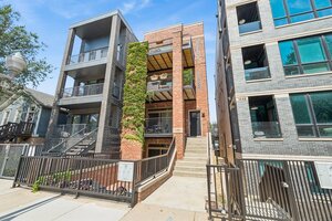 Photo of 1450 W Chestnut Street Chicago IL 60642 Unit 2