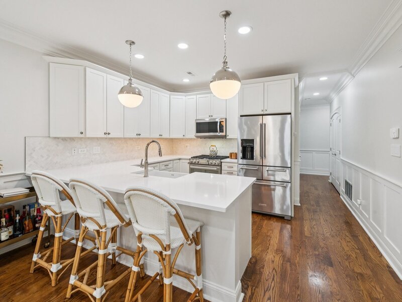 1450 W Chestnut Street Chicago IL 60642
