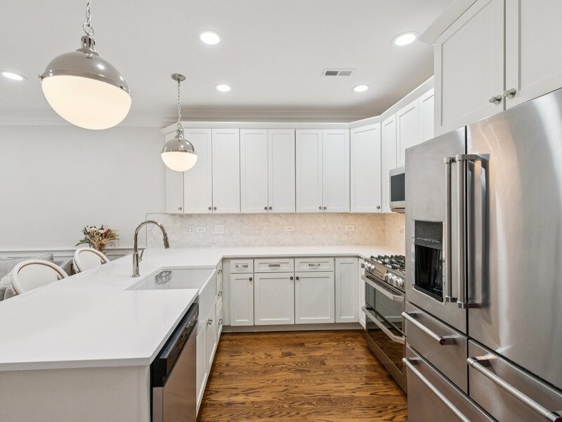 1450 W Chestnut Street Chicago IL 60642