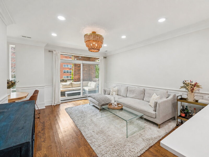 1450 W Chestnut Street Chicago IL 60642