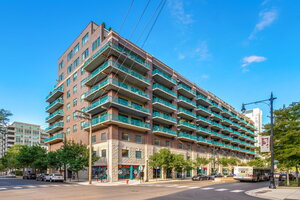 Photo of 920 W Madison Street Chicago IL 60607