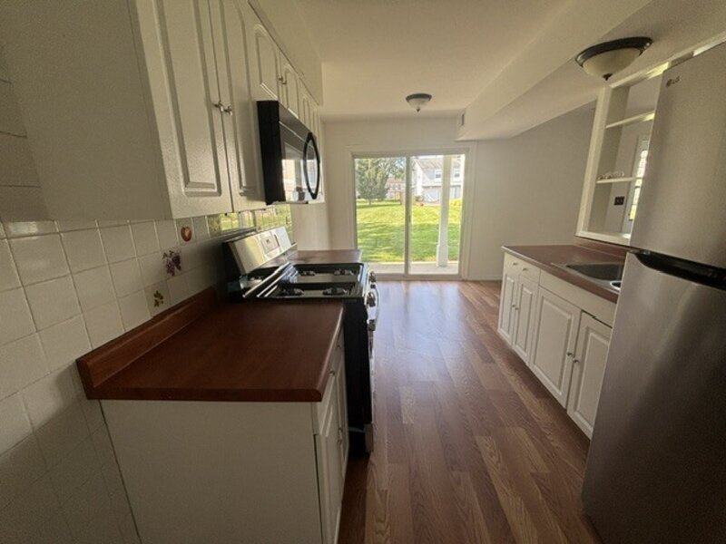 1242 Oboe Court Wheeling IL 60090