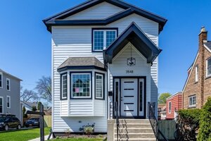 Photo of 3548 Clinton Avenue Berwyn IL 60402