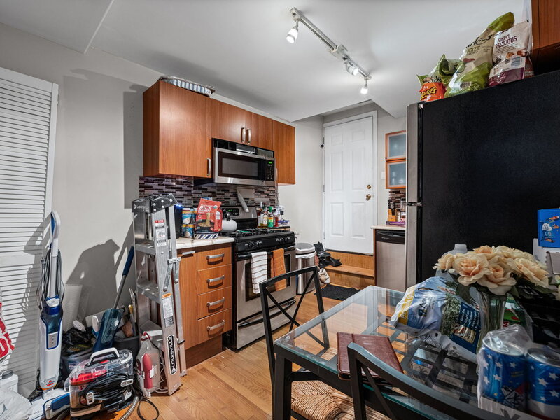 1654 W Farwell Avenue Chicago IL 60626
