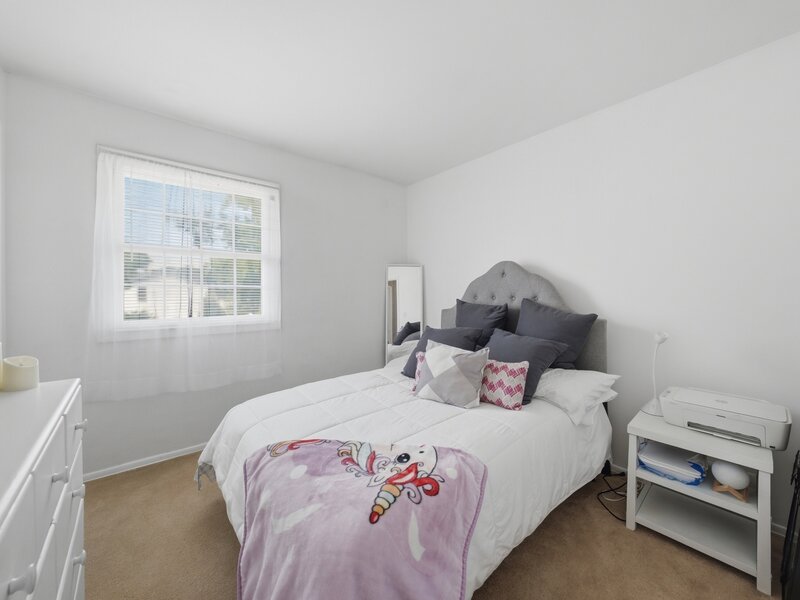 453 Cumberland Lane Bolingbrook IL 60440