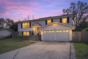 Photo of 453 Cumberland Lane Bolingbrook IL 60440