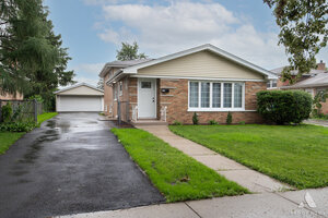 Photo of 6127 W 79th Place Burbank IL 60459