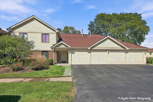 Photo of 866 E Carriage Lane Palatine IL 60074 Unit 8