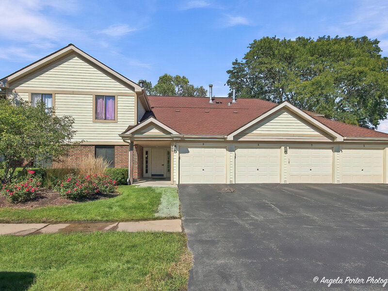 866 E Carriage Lane Palatine IL 60074