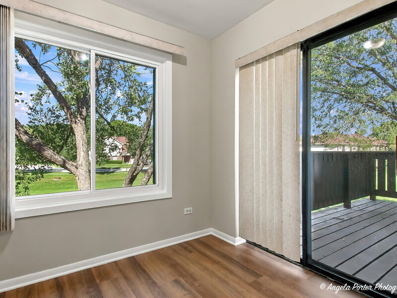 866 E Carriage Lane Palatine IL 60074