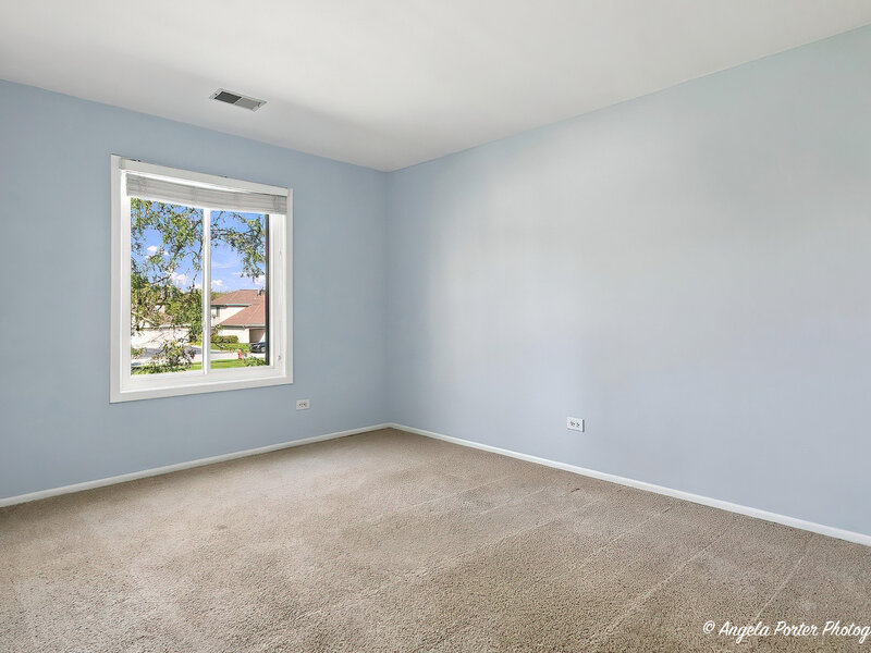 866 E Carriage Lane Palatine IL 60074