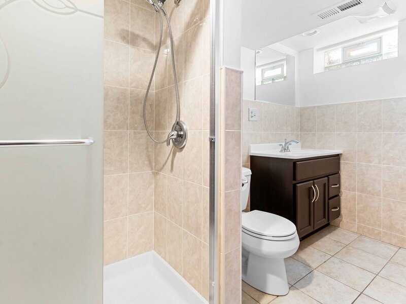 5701 W Henderson Street Chicago IL 60634