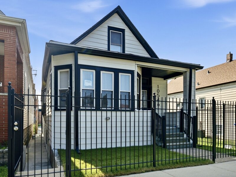 10546 S Avenue J Chicago IL 60617