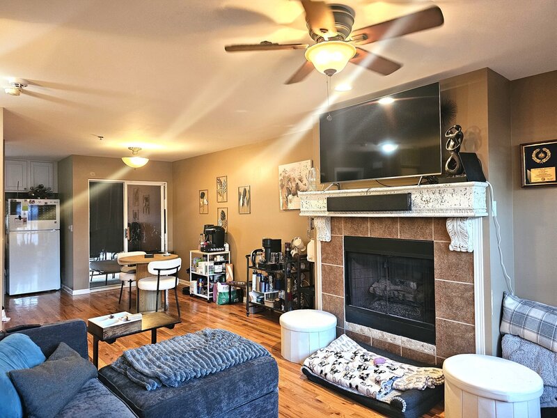 3951 W Ainslie Street Chicago IL 60625