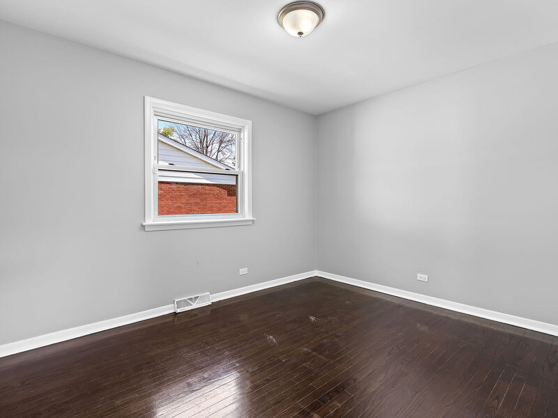 316 N Arquilla Drive Chicago Heights IL 60411
