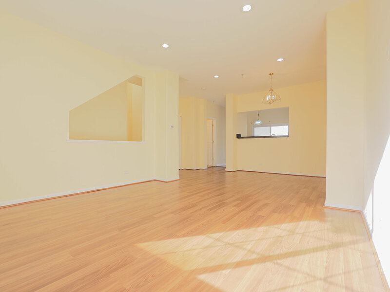 736 Hanbury Drive Des Plaines IL 60016