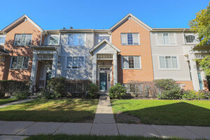 Photo of 736 Hanbury Drive Des Plaines IL 60016