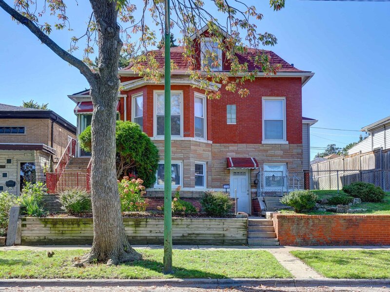 2608 N Merrimac Avenue Chicago IL 60639