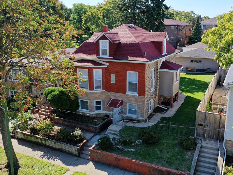 2608 N Merrimac Avenue Chicago IL 60639