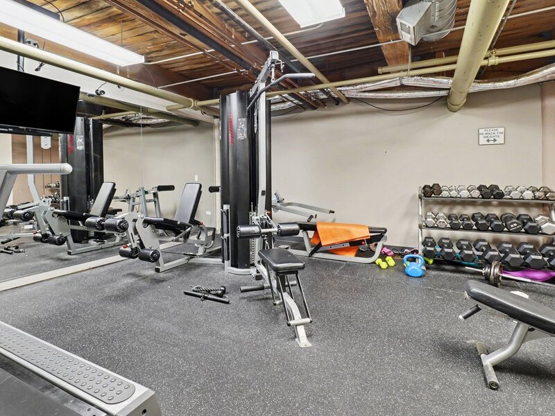 225 W Huron Street Chicago IL 60654