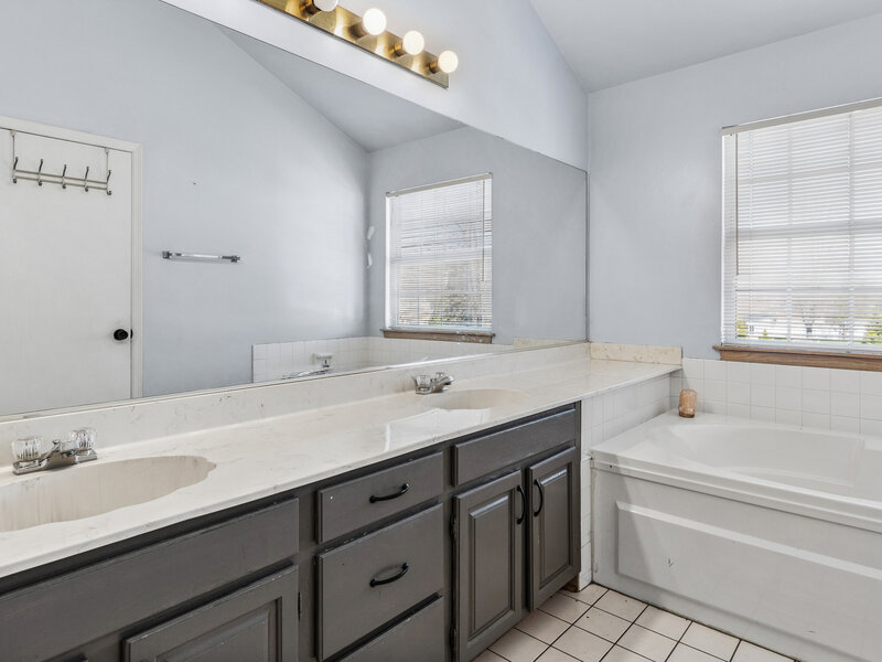909 Brompton Circle Bolingbrook IL 60440