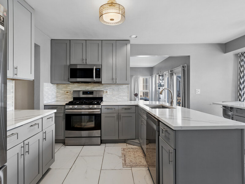 909 Brompton Circle Bolingbrook IL 60440
