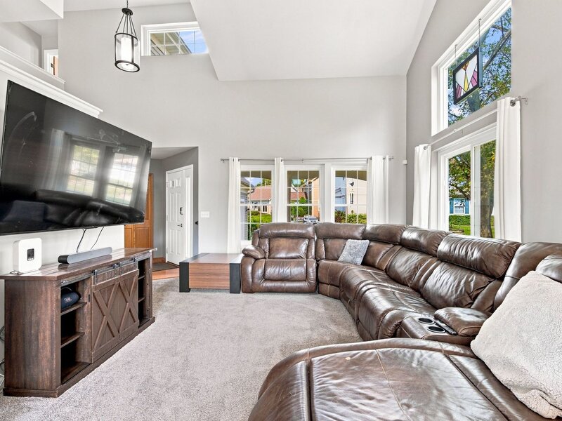 731 Nashua Court Crystal Lake IL 60012