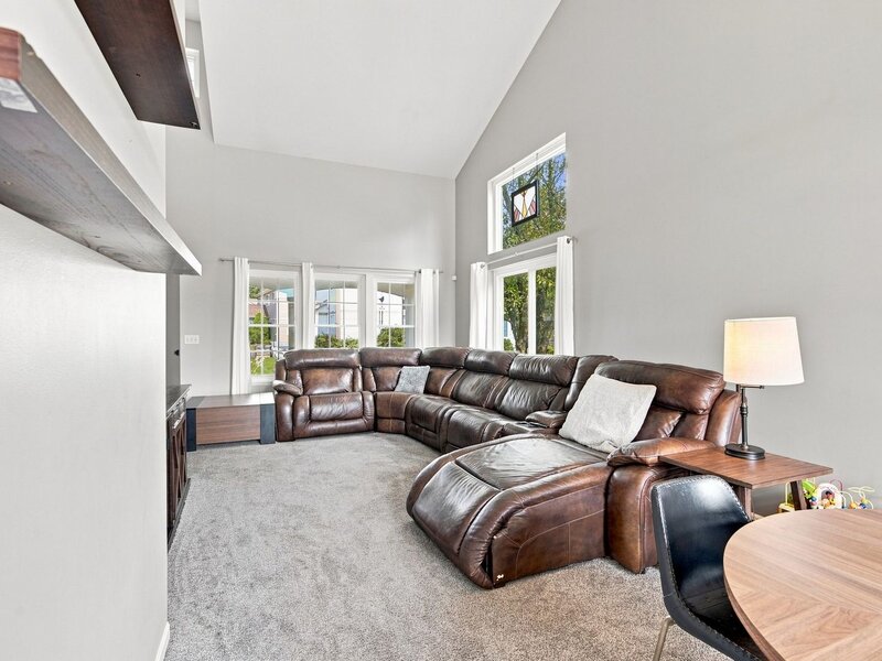 731 Nashua Court Crystal Lake IL 60012