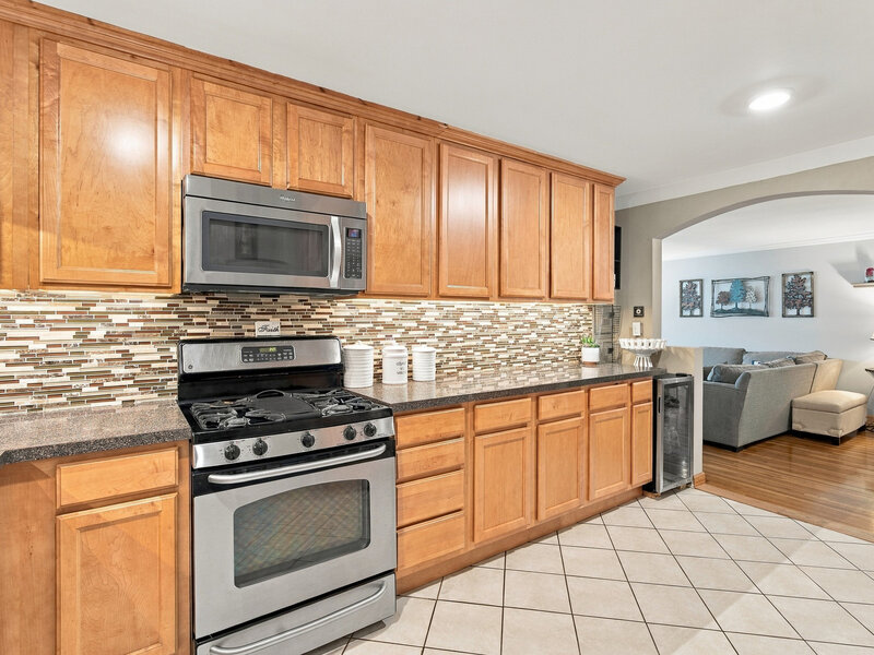 704 Dempster Street Mount Prospect IL 60056