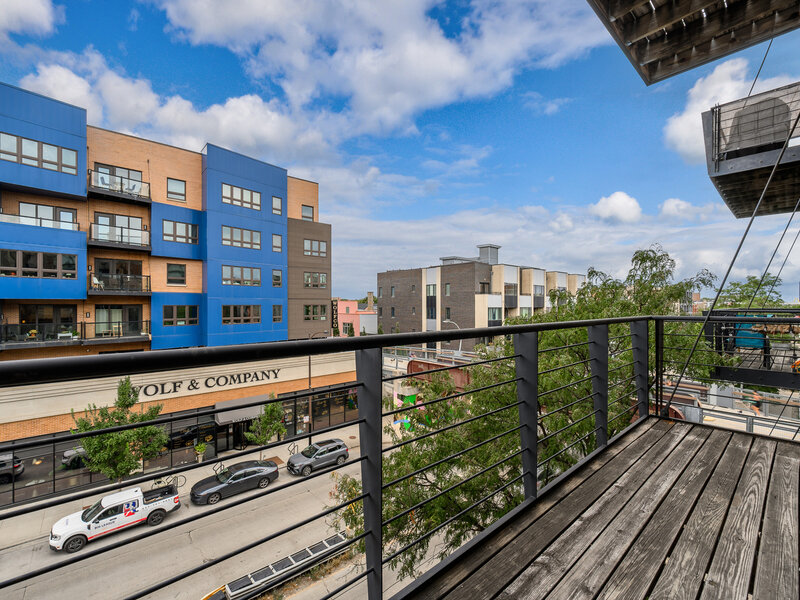 1751 N Western Avenue Chicago IL 60647