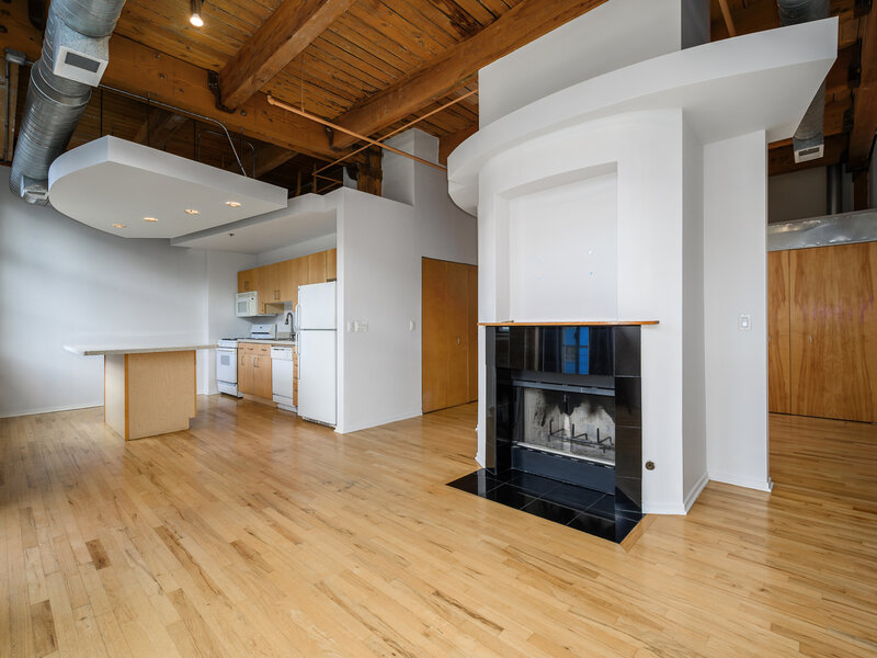 1751 N Western Avenue Chicago IL 60647
