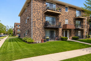 Photo of 7101 Oconnell Drive Chicago Ridge IL 60415 Unit 2C