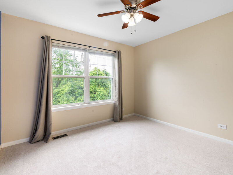 3443 Bradbury Circle Aurora IL 60504