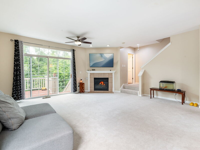 3443 Bradbury Circle Aurora IL 60504