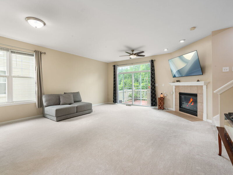 3443 Bradbury Circle Aurora IL 60504
