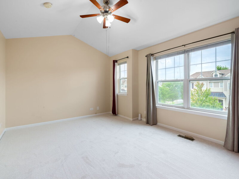 3443 Bradbury Circle Aurora IL 60504