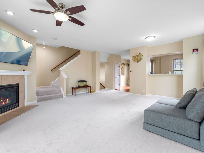 3443 Bradbury Circle Aurora IL 60504