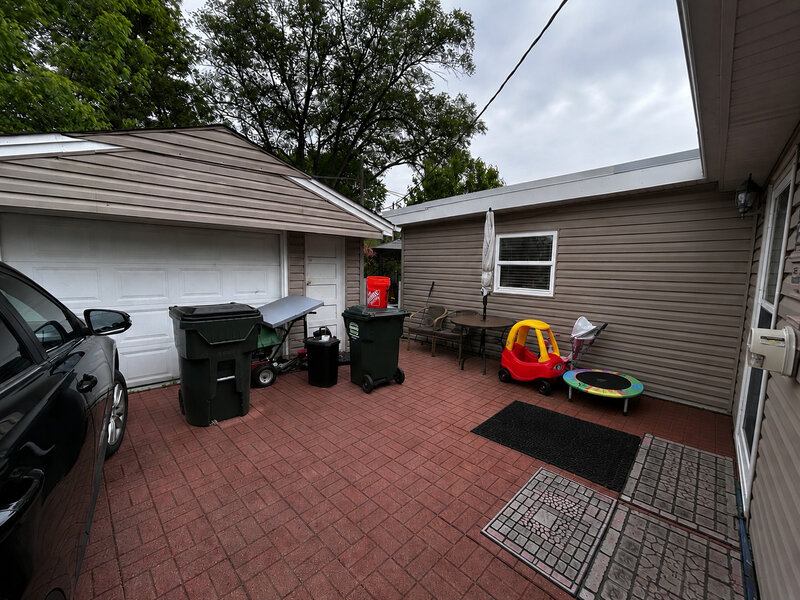 324 N Emerald Avenue Mundelein IL 60060