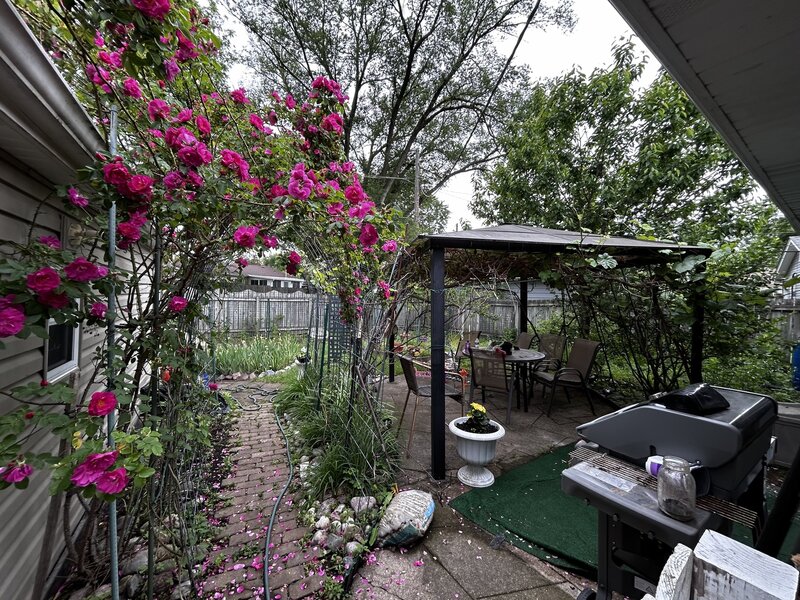 324 N Emerald Avenue Mundelein IL 60060
