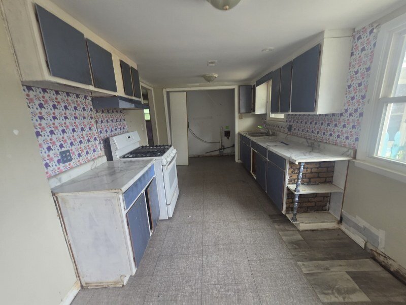 2417 12th Street Silvis IL 61282