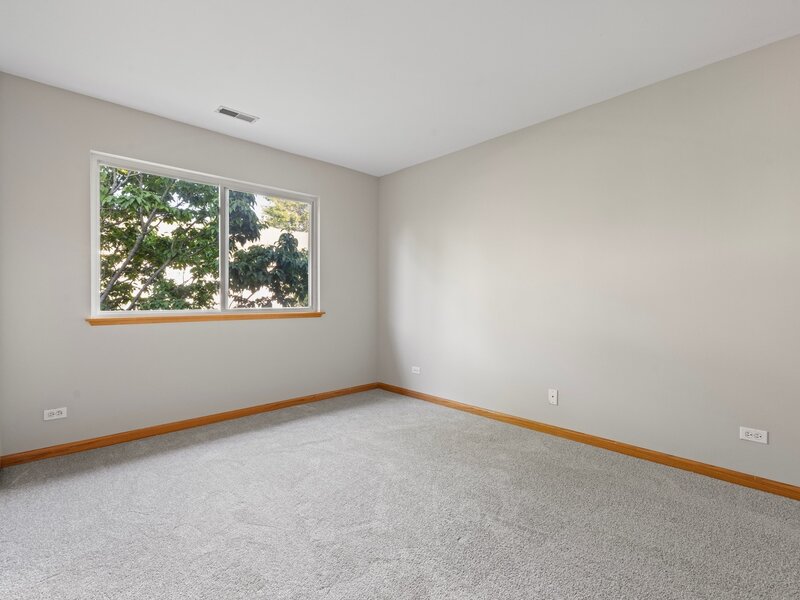 2247 Stoughton Drive Aurora IL 60502