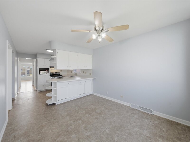 12718 S Justine Street Calumet Park IL 60827
