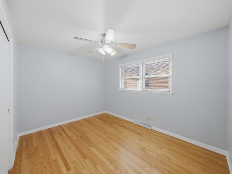 12718 S Justine Street Calumet Park IL 60827