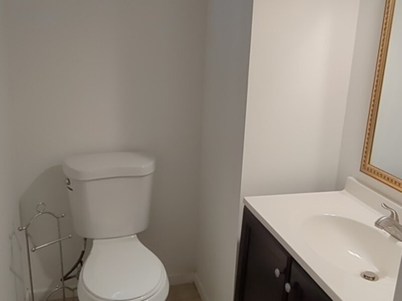 8940 S Bennett Avenue Chicago IL 60617