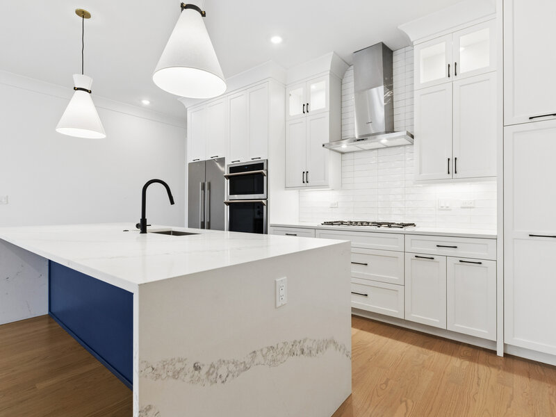 2759 W Lawrence Avenue Chicago IL 60625